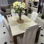 Apartment Centre *